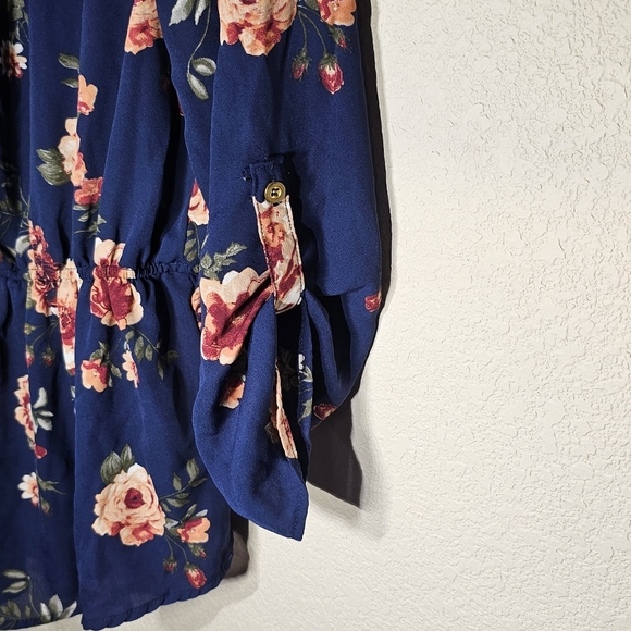 J for Justice Women's Floral Snitched Waist Blouse Zipper V-Neck 3/4 Sleeve Top - Picture 4 of 7